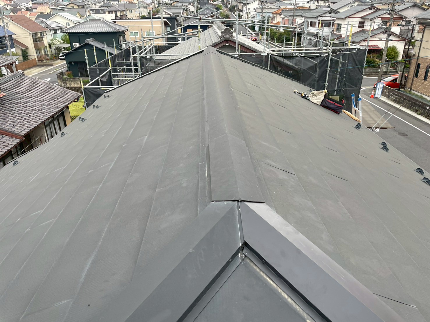補修した棟板金２